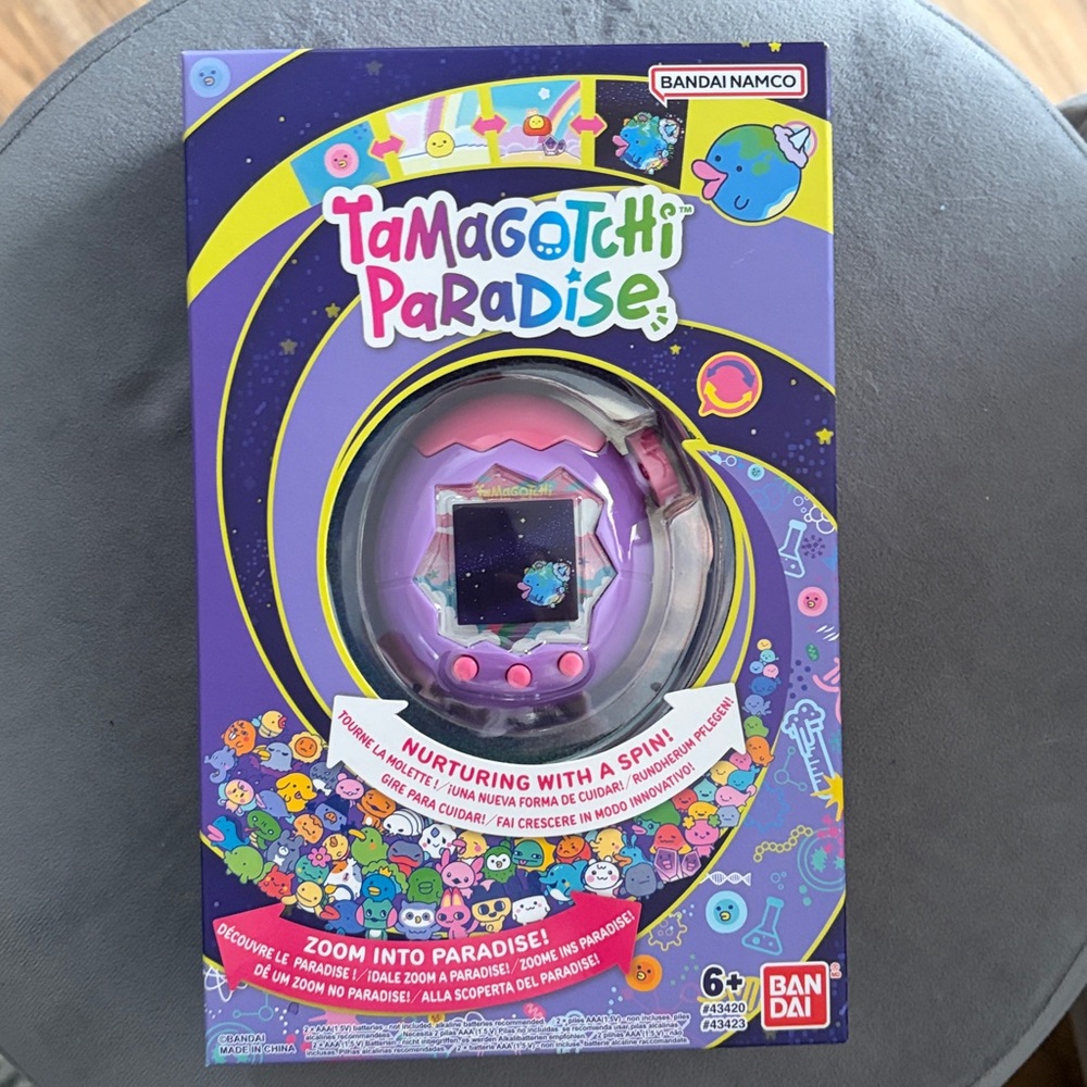 Tamagotchi Paradise Purple - Brand New Sealed